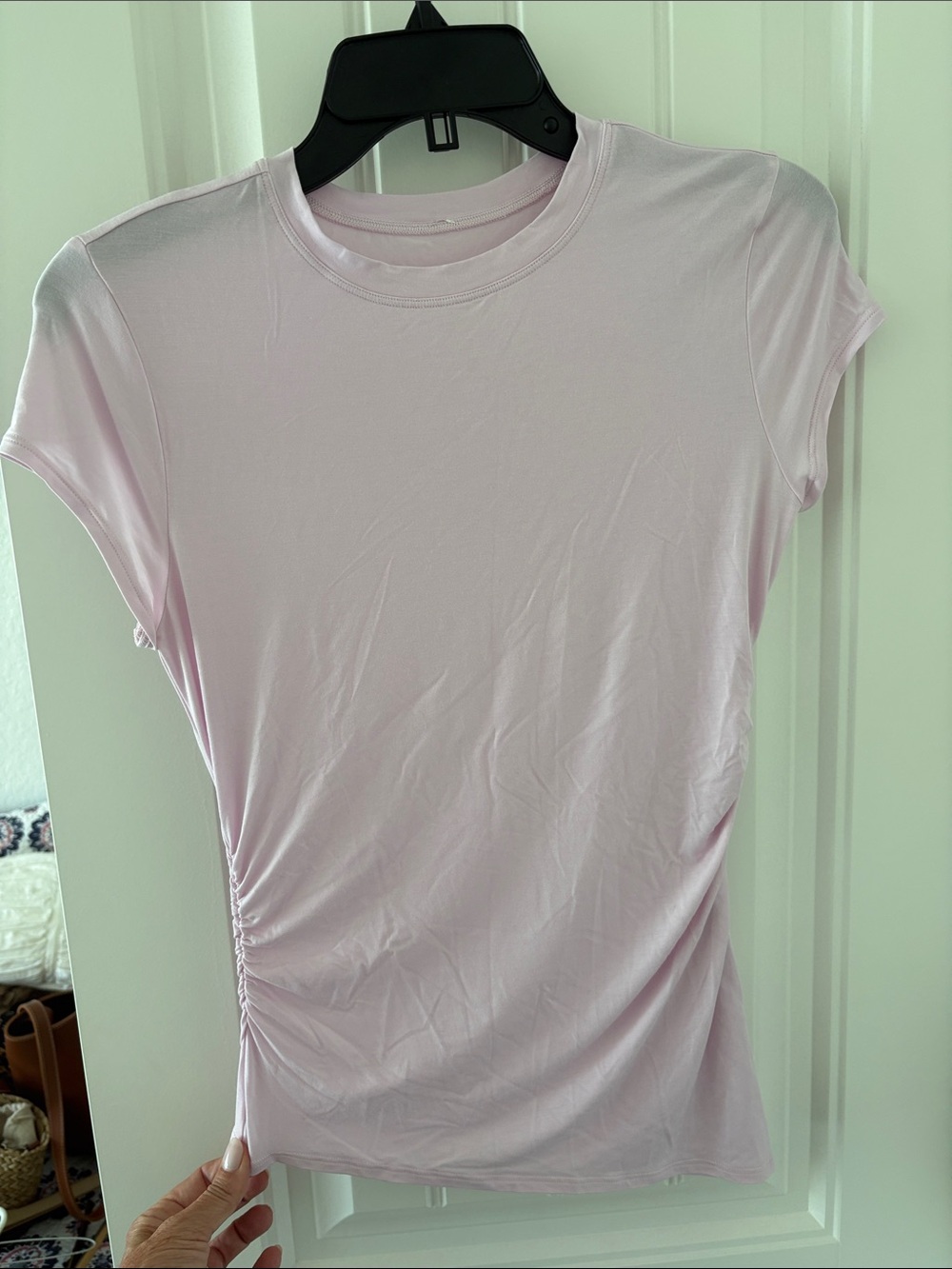Lululemon size 6 pink ruched tshirt EUC